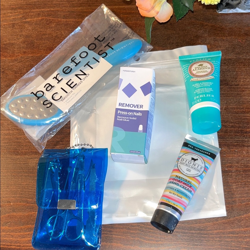Bundle of New Nail & Skin Care & 2 cosmetics bags